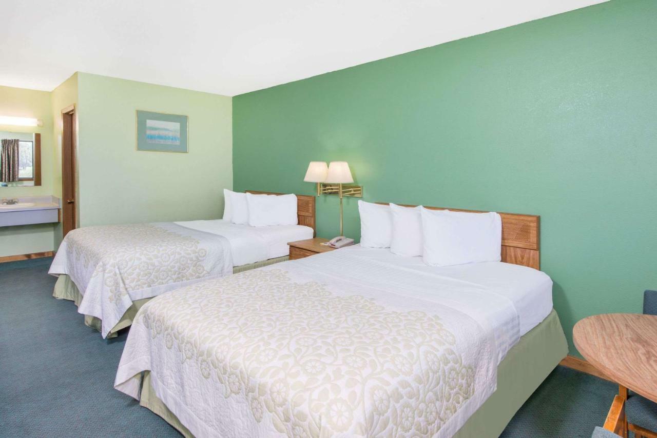 Days Inn By Wyndham Mountain Grove Εξωτερικό φωτογραφία