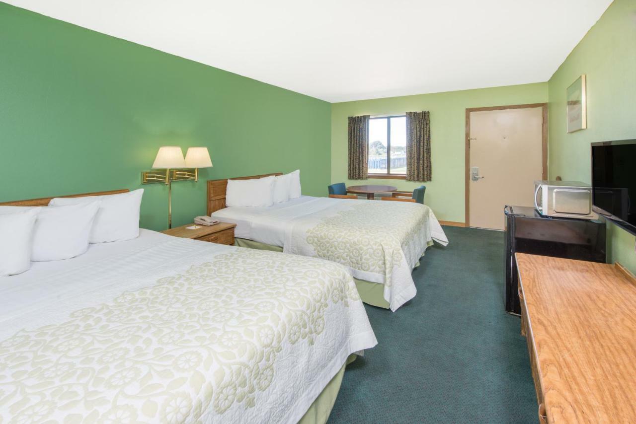 Days Inn By Wyndham Mountain Grove Εξωτερικό φωτογραφία